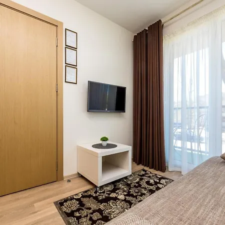 Lunos Apartamentai - Centras Butas